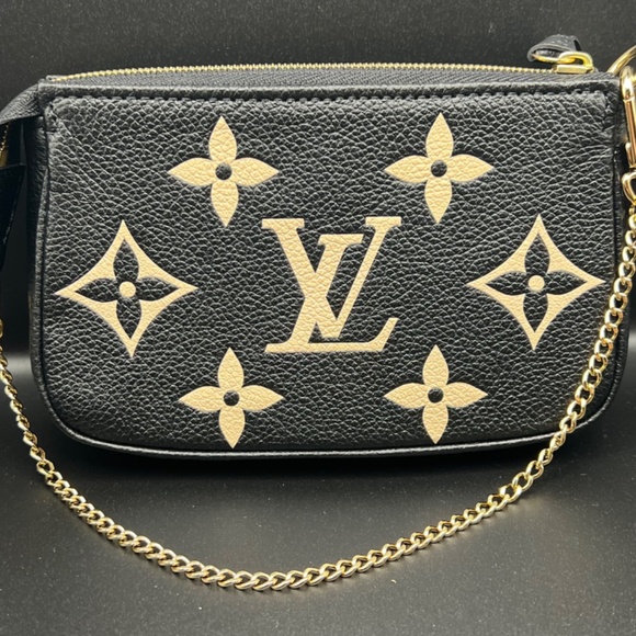 LOUIS VUITTON Mini Pochette. NEW! Never Used. - Picture 2 of 11